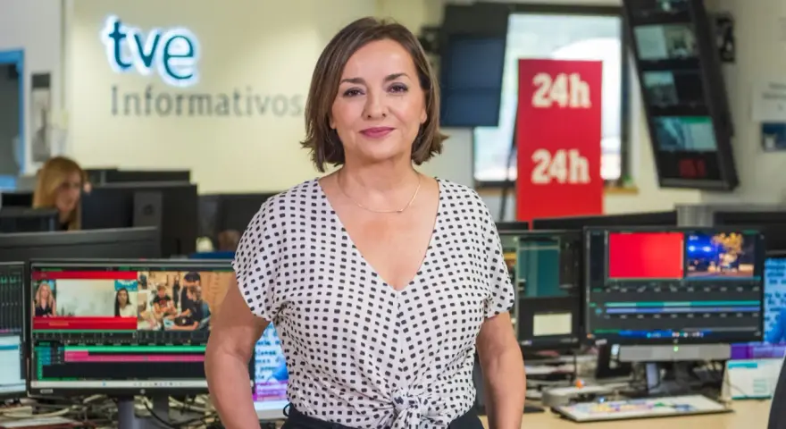 Periodista en TVE Informativos. ¿Cuánto dura la carrera de periodismo? Aquí se trabaja 24h.